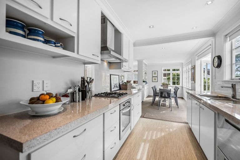 Photo of property in 62 Northboro Road, Belmont, Auckland, 0622