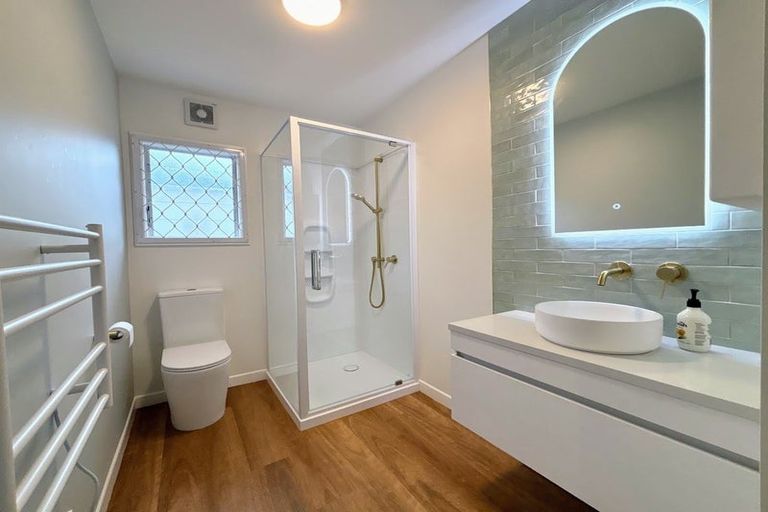 Photo of property in 3/15 Mcintyre Road, Mangere Bridge, Auckland, 2022