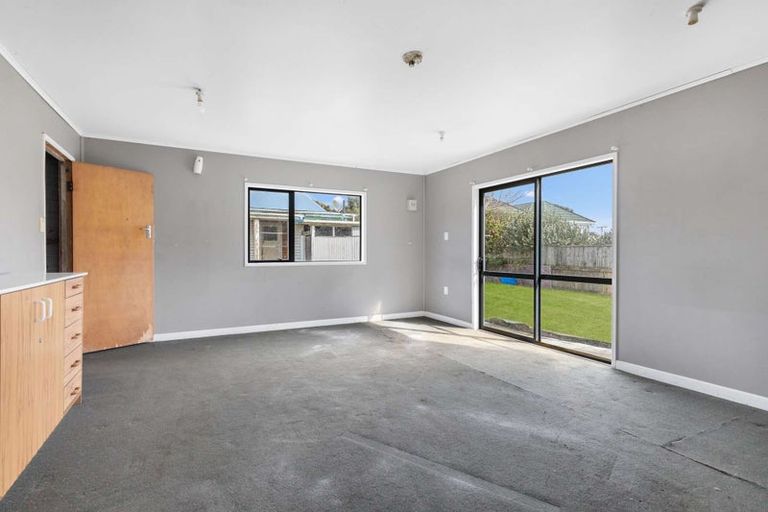 Photo of property in 33 Ngatai Street, Manaia, 4612