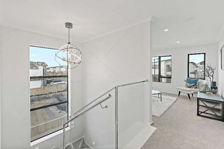 Photo of property in 18 Rapunga Drive, Hobsonville, Auckland, 0616