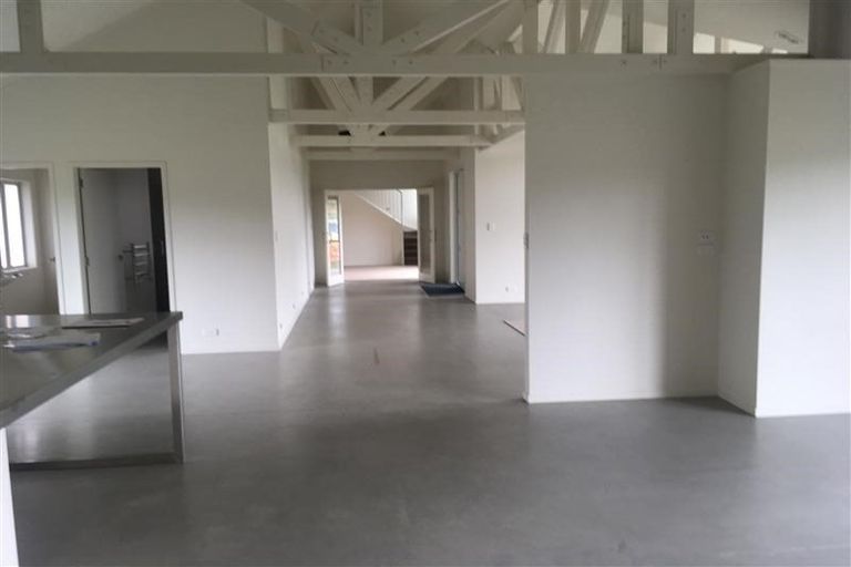 Photo of property in 14 Burberry Road, Karaka, Drury, 2578