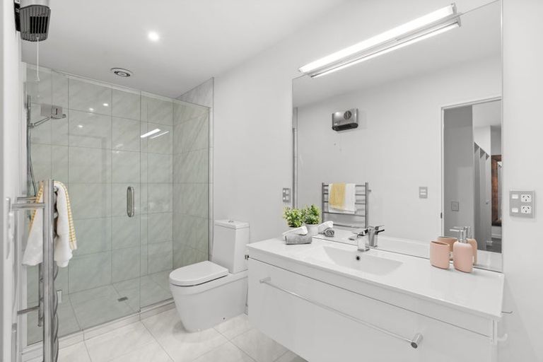 Photo of property in 5 Sterling Drive, Prebbleton, 7604