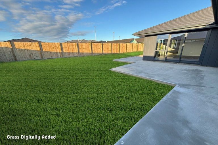 Photo of property in 13 Corrib Grove, Milson, Palmerston North, 4414