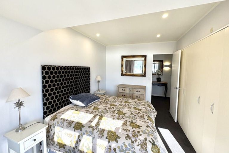 Photo of property in 9/9 Wilkinson Street, Oriental Bay, Wellington, 6011