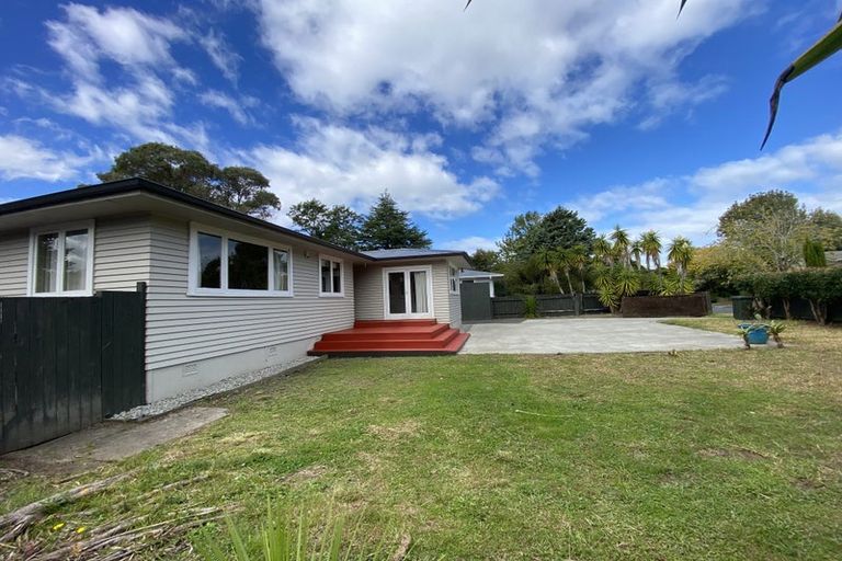 Photo of property in 12 Lucinda Place, Glen Eden, Auckland, 0602