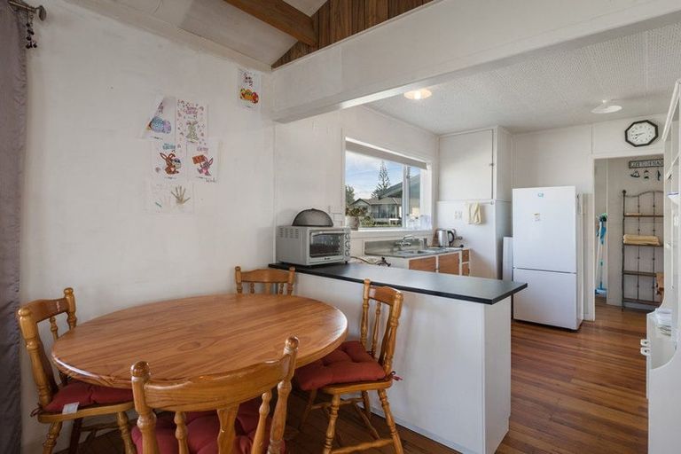 Photo of property in 283 Seaforth Road, Waihi Beach, 3611