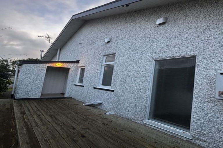 Photo of property in 8 Bell Street, Welbourn, New Plymouth, 4310