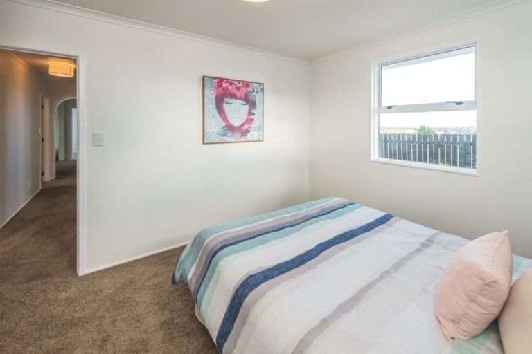 Photo of property in 56 Lee Street, Castlecliff, Whanganui, 4501