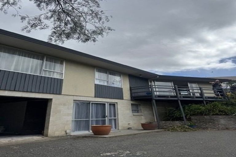 Photo of property in 34 Tokomaru Drive, Havelock North, 4130