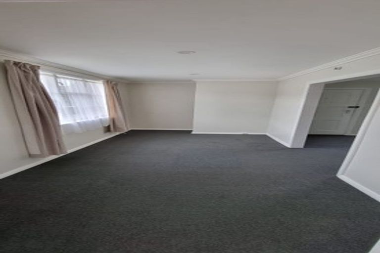 Photo of property in 18 Camp Street, Silverstream, Upper Hutt, 5019
