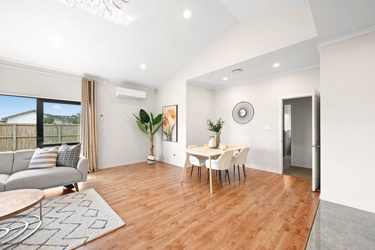 Photo of property in 33 Sirius Crescent, Rototuna North, Hamilton, 3210