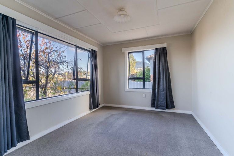 Photo of property in 128 Main Road, Fairfield, Dunedin, 9018