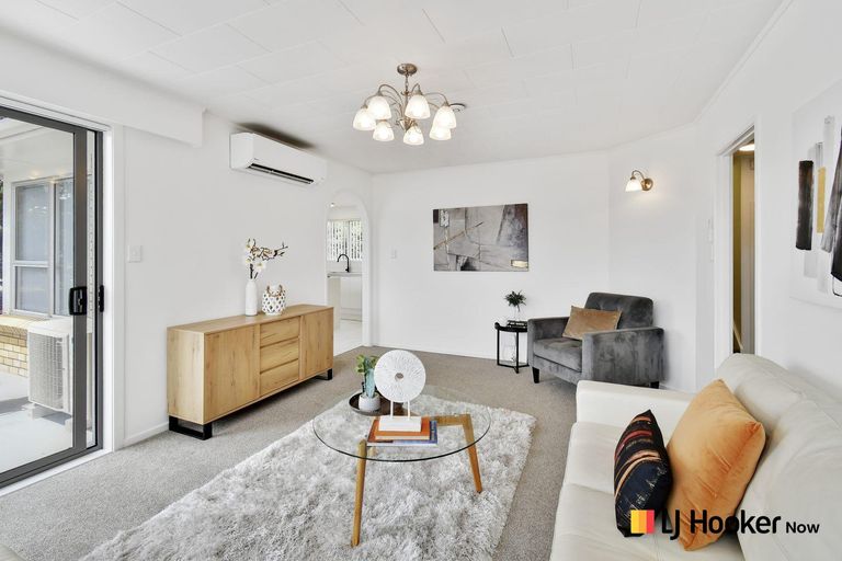 Photo of property in 5 Carbery Place, Manurewa, Auckland, 2102