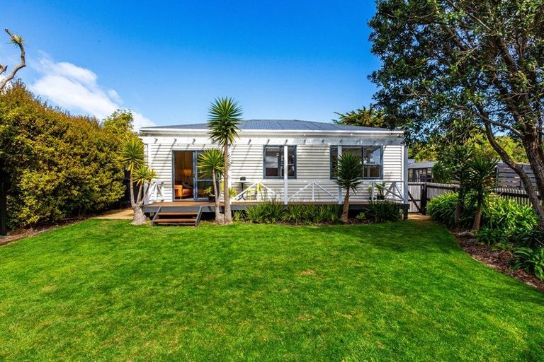 Photo of property in 15 Foster Crescent, Belmont, Lower Hutt, 5010