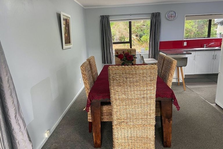 Photo of property in 20 Wingfield Place, Churton Park, Wellington, 6037