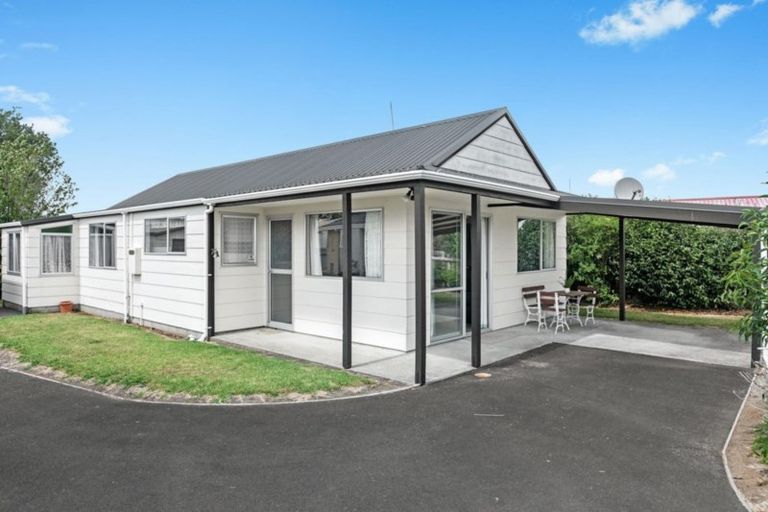 Photo of property in 8b Carisbrooke Street, Katikati, 3129