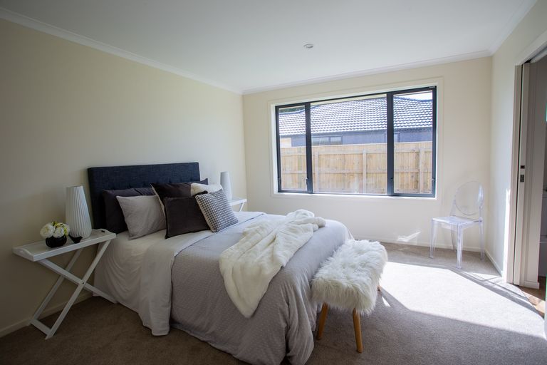 Photo of property in 7 Devon Lane, Carterton, 5713