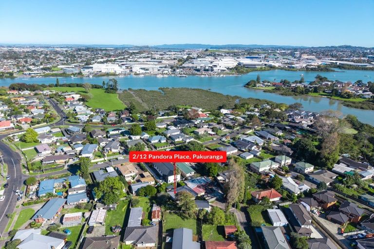 Photo of property in 2/12 Pandora Place, Pakuranga, Auckland, 2010