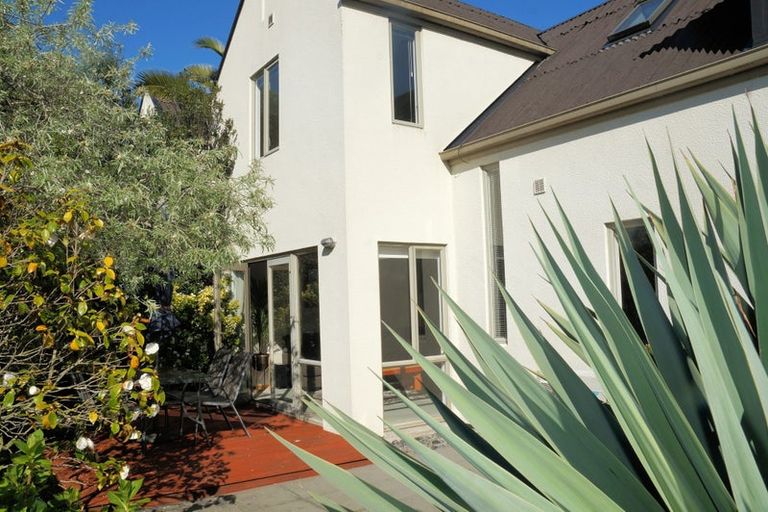 Photo of property in 3/70 Picton Avenue, Riccarton, Christchurch, 8011
