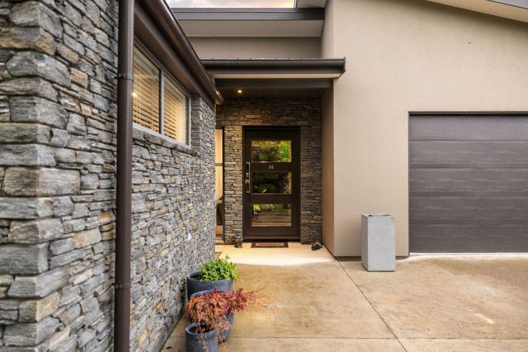 Photo of property in 44 Springbank Grove, Lower Shotover, Queenstown, 9371