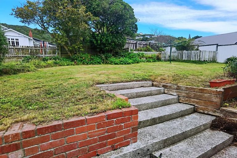 Photo of property in 343 Karori Road, Karori, Wellington, 6012
