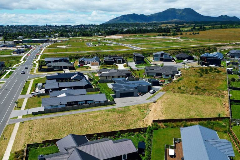 Photo of property in 4 Tuapapa Road, Wharewaka, Taupo, 3330