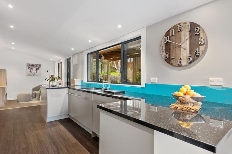 Photo of property in 41 Forest Road, Pinehaven, Upper Hutt, 5019