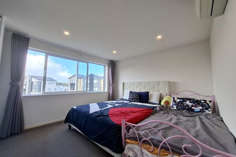 Photo of property in 27c Westgate Drive, Westgate, Auckland, 0614