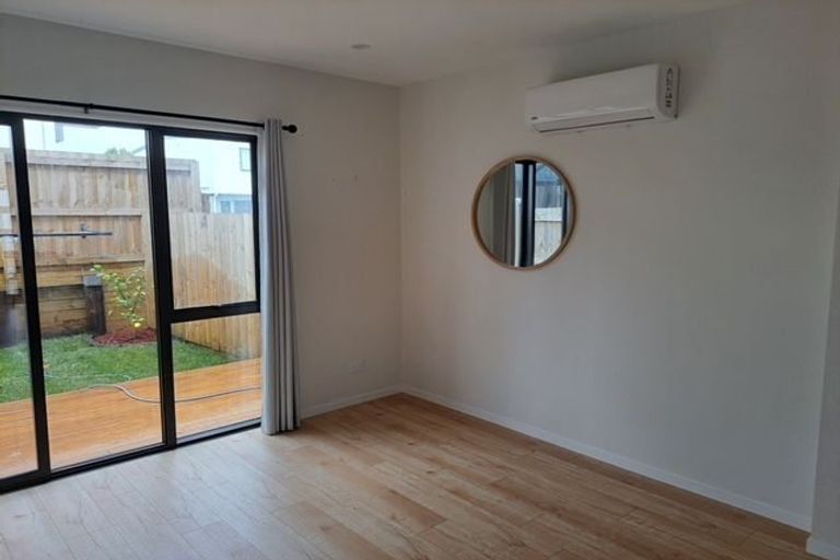 Photo of property in 3/6 Kereru Street, Henderson, Auckland, 0612