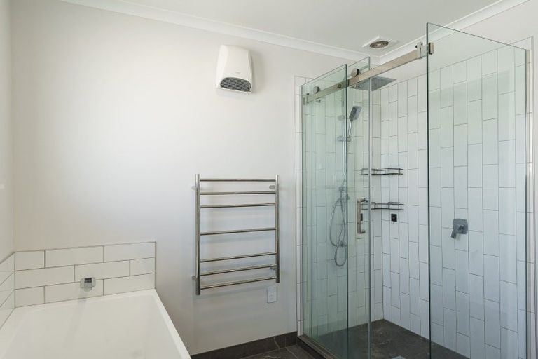 Photo of property in 47 Lichfield Crescent, Tamatea, Napier, 4112