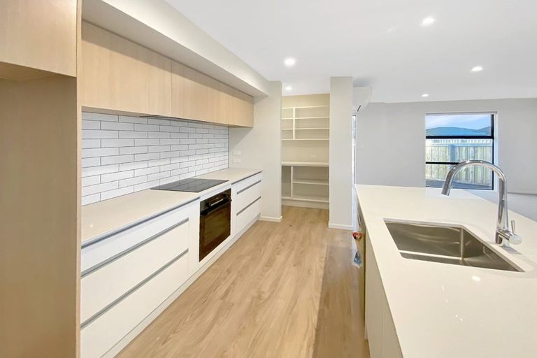 Photo of property in 27 Gemstone Place, Rolleston, 7615