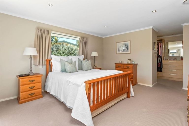 Photo of property in 9 Oratia Grove, Northwood, Christchurch, 8051