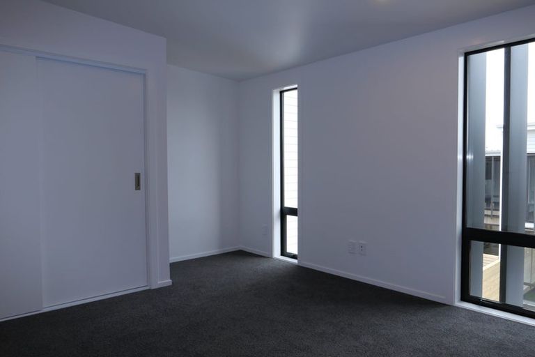 Photo of property in 2 Kamahi Place, Paraparaumu, 5032