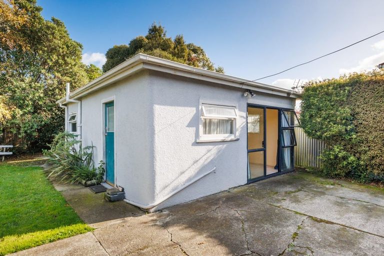 Photo of property in 90 Wood Street, Takaro, Palmerston North, 4410