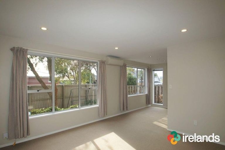 Photo of property in 6/12 Keoghs Lane, St Albans, Christchurch, 8014