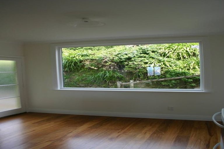 Photo of property in 42 Mitchell Street, Brooklyn, Wellington, 6021