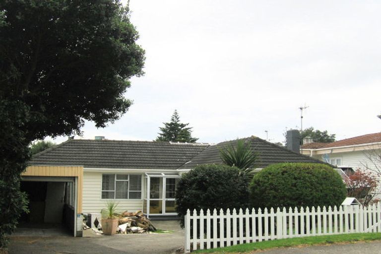 Photo of property in 9 Middleton Road, Paraparaumu Beach, Paraparaumu, 5032