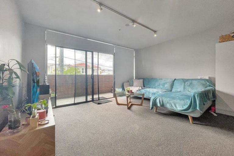 Photo of property in Detroit Apartments, 209/181 Tasman Street, Mount Cook, Wellington, 6021