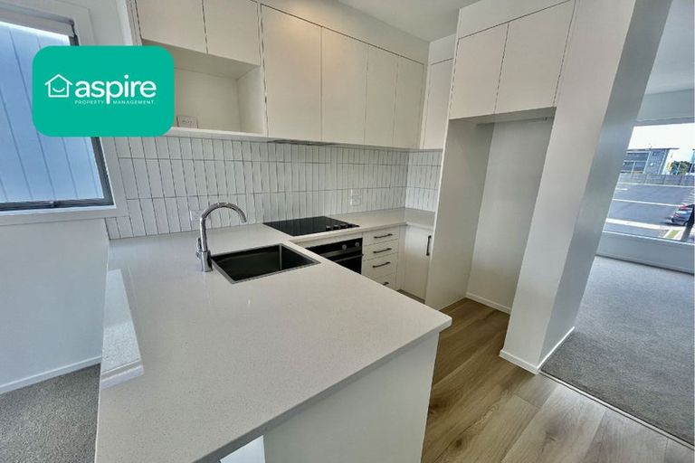 Photo of property in 101 Ngae Place, Mangere East, Auckland, 2024