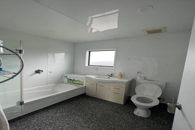 Photo of property in 15 Williams Crescent, Maketu, 3189