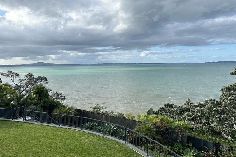 Photo of property in 10 Colleen Court, Cockle Bay, Auckland, 2014