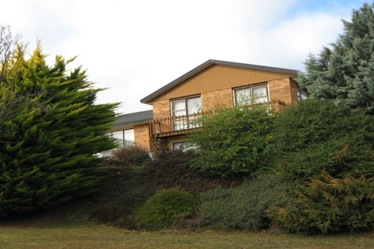 Photo of property in 52 Hunter Crescent, Wanaka, 9305