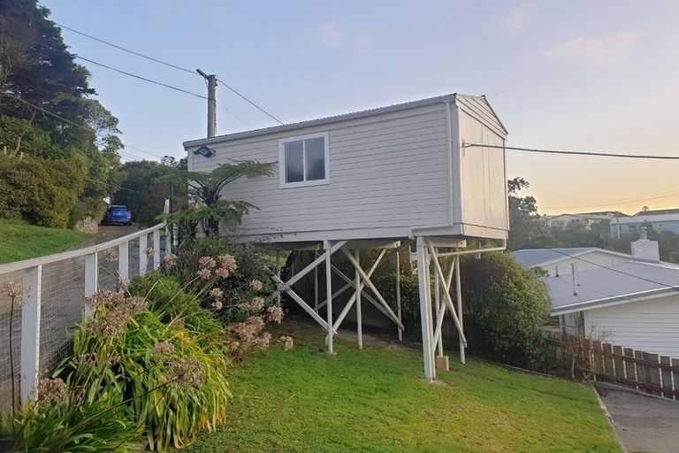 Photo of property in 16 Dominion Park Street, Johnsonville, Wellington, 6037