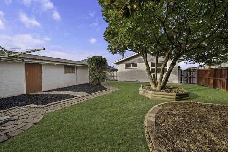 Photo of property in 17 Fusilier Street, Hoon Hay, Christchurch, 8025