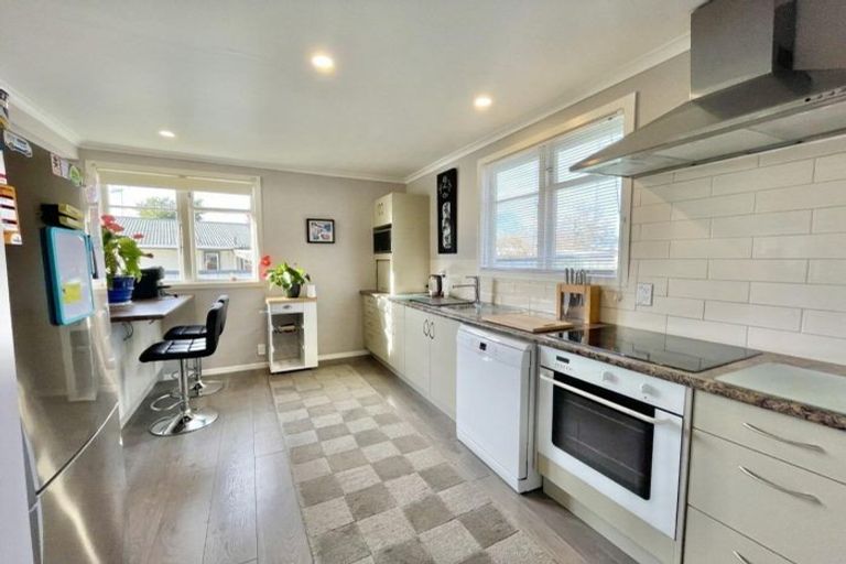 Photo of property in 15 Nevis Crescent, Tokoroa, 3420