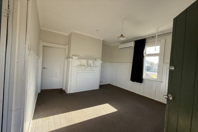Photo of property in 163 Cornfoot Street, Castlecliff, Whanganui, 4501