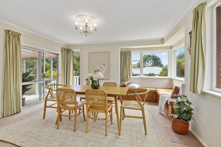 Photo of property in 24 Larsen Crescent, Tawa, Wellington, 5028