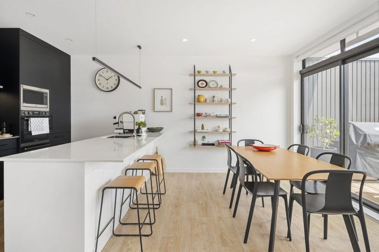 Photo of property in 4a Armour Avenue, Mount Victoria, Wellington, 6011