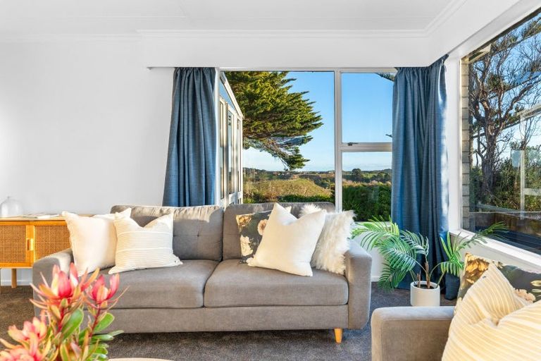 Photo of property in 17 East Way, Durie Hill, Whanganui, 4500