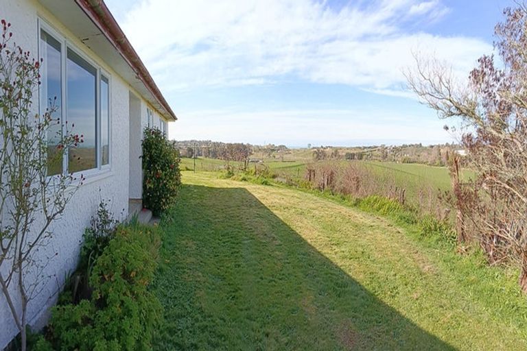 Photo of property in 16 Mamaku Road, Tasman, Upper Moutere, 7173